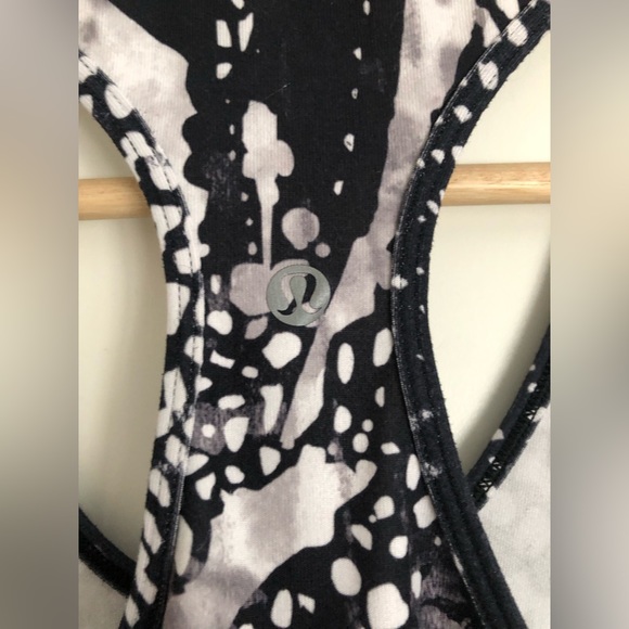 Lululemon Racerback Tanktop - Picture 3 of 3